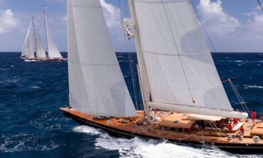 Sailing in the Caribbean: A Perfect Blend of Sportsmanship, Luxury Cruising, and Tropical Adventure